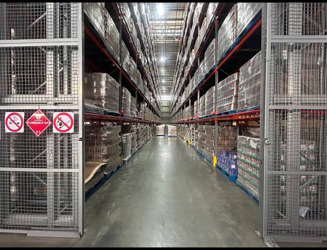 22,000M² WAREHOUSE TO LET IN GLEN MARAIS